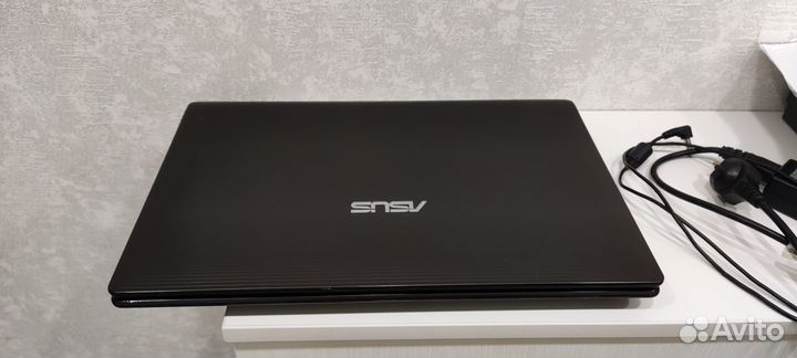 Ноутбук asus