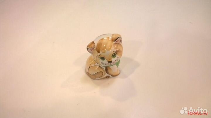 219812 Статуэтка Котенок с зеленым бантом