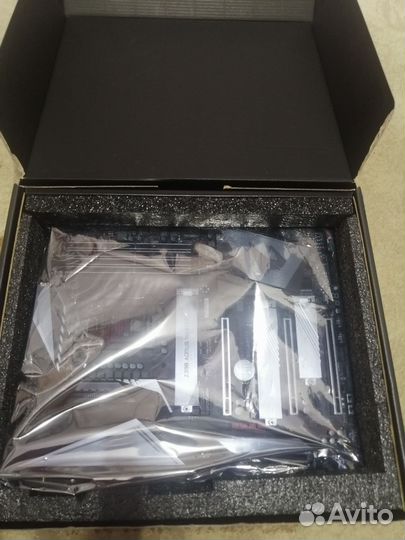 Gigabyte Z390 aorus master