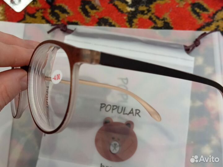 Очки минус 4