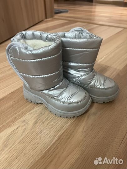 Дутики для девочки Gloria Jeans