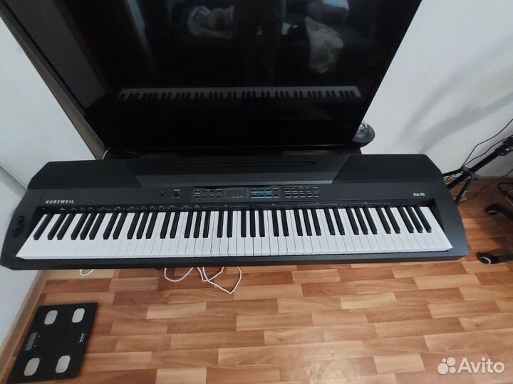 Цифровое пианино Kurzweil KA-70 черный