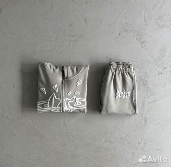 Костюм broken planet