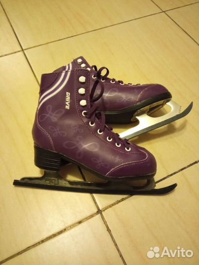 Коньки фигурные 32 размер