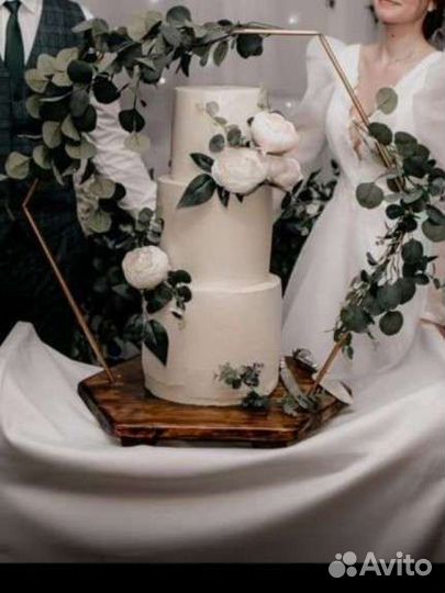 Подставка для свадебного торта