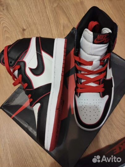 Кроссовки nike