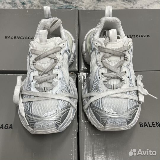 Кроссовки balenciaga 3х белые 10хl truck