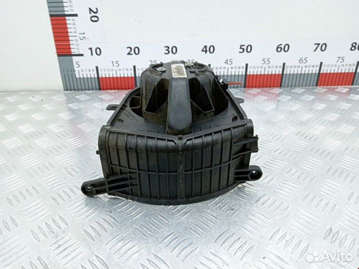 Моторчик печки для Renault Scenic 2 7701056598
