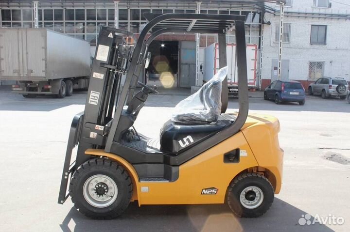 Вилочный погрузчик UN Forklifts FD25, 2023