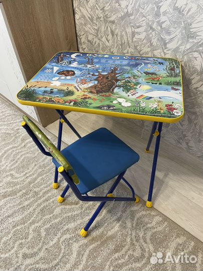 Столик детский письменный/игровой