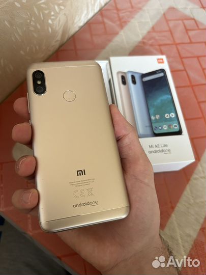 Xiaomi Mi A2 Lite Android One, 3/32 ГБ