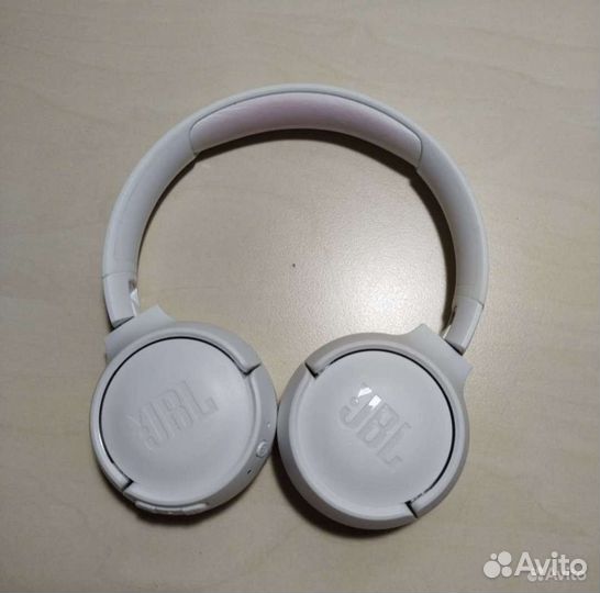 Беспроводные наушники jbl tune 560bt