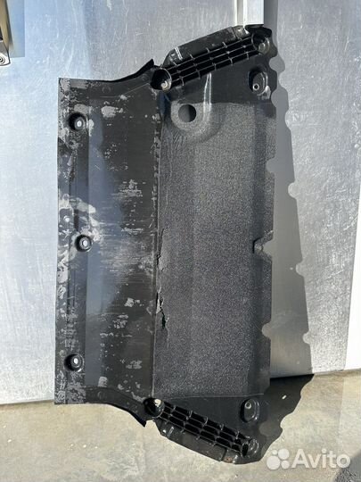 Пыльник двигателя audi A4