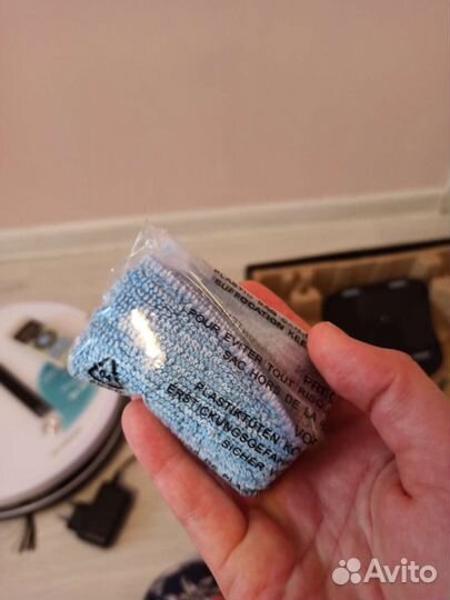 Робот пылесос polaris