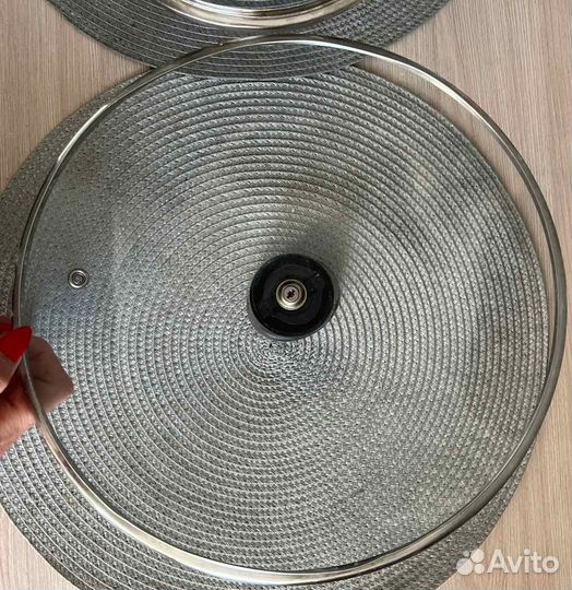 Крышка сковородки