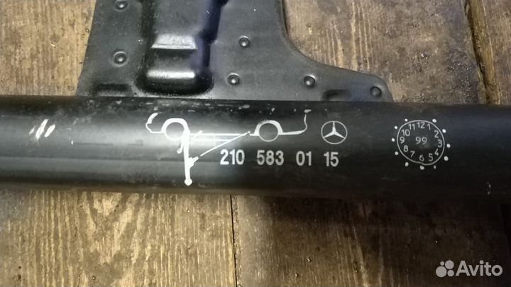 Домкрат для Мерседес 202 208 210