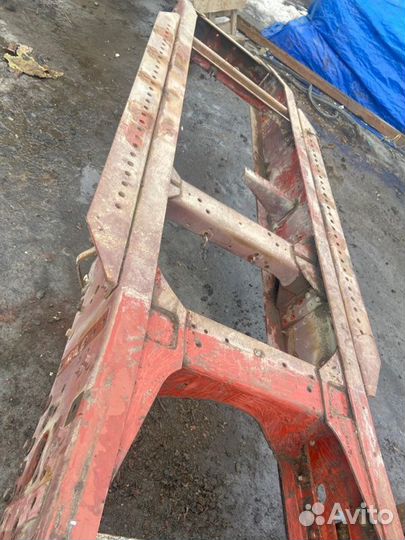 Рама. Iveco Eurotrakker 2005