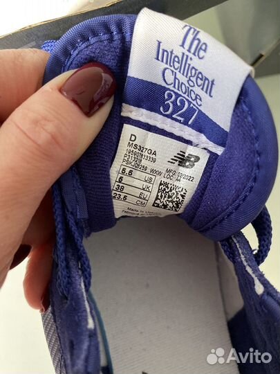 Кроссовки женские 327 New Balance 36,5 р-р