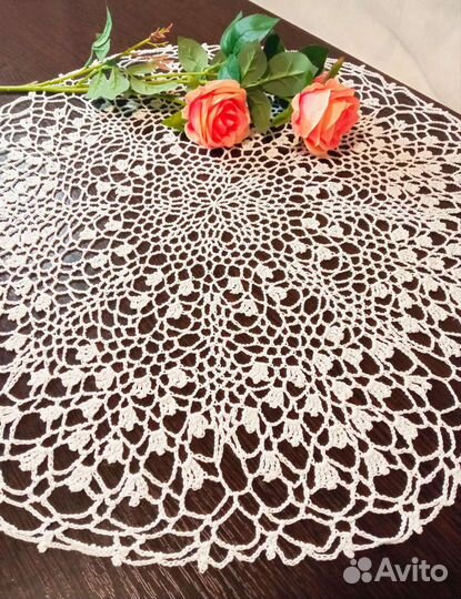 Салфетка вязаная кружевная ажурная