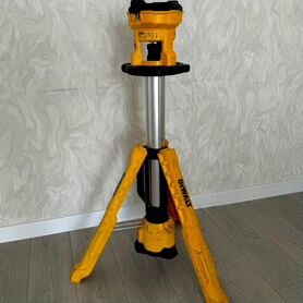 Световая мачта DeWalt DCL 079