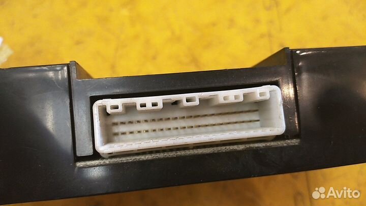 Блок электронный Legacy Outback (B13)