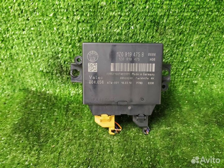 Блок управления парктроником Skoda Octavia A5 (1Z