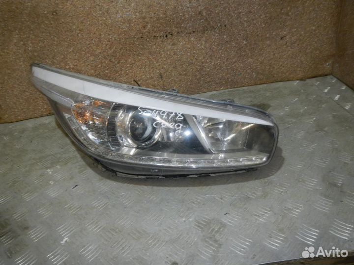 Фара правая Kia Ceed