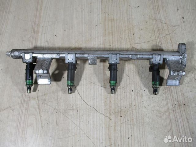 Топливная рампа Ford Fusion 2002