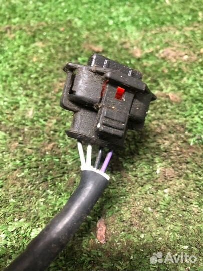 Датчик кислородный Opel Astra H седан 1.6 Z16XER