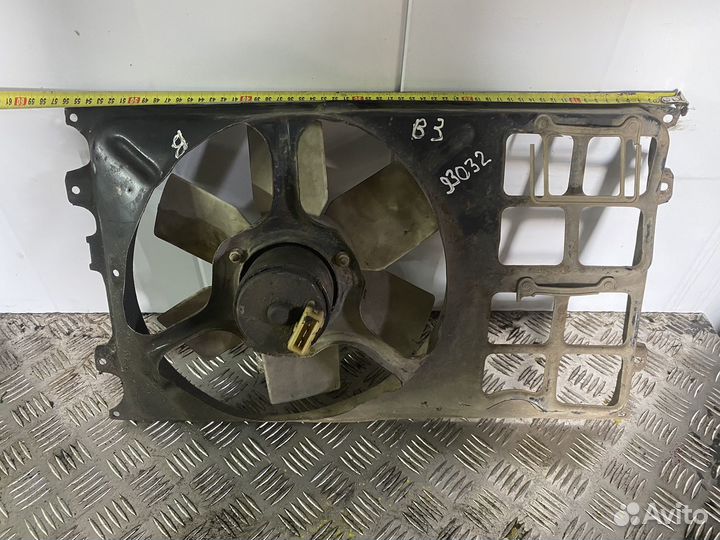 Вентилятор радиатора VW Passat B3 1.8 в сборе