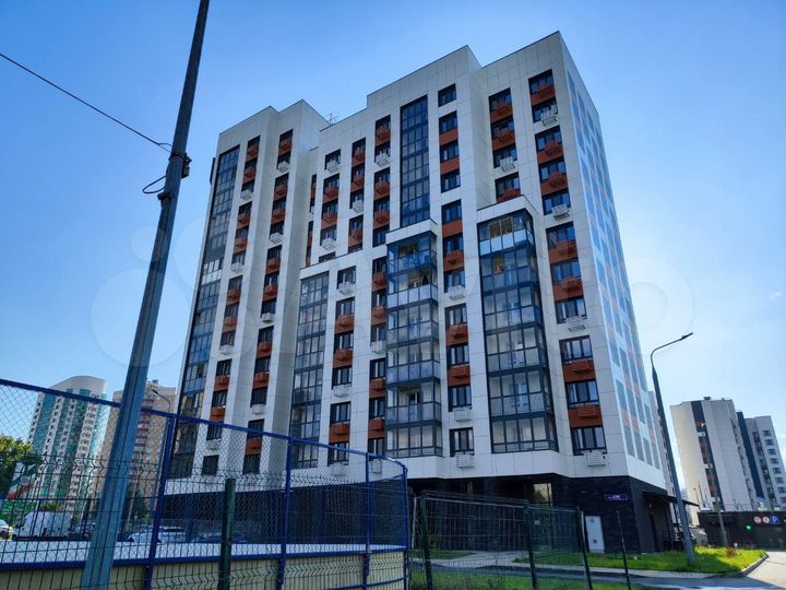 3-к. квартира, 81,6 м², 8/14 эт.
