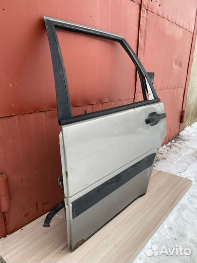 Дверь задняя левая Volvo 460 1 1990