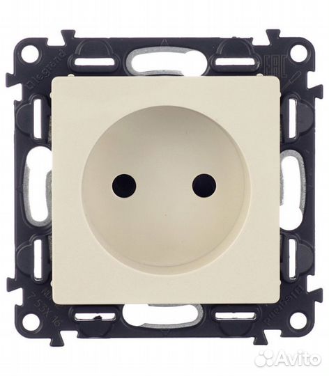 Розетка life 753516 скрытая установка слоновая кос