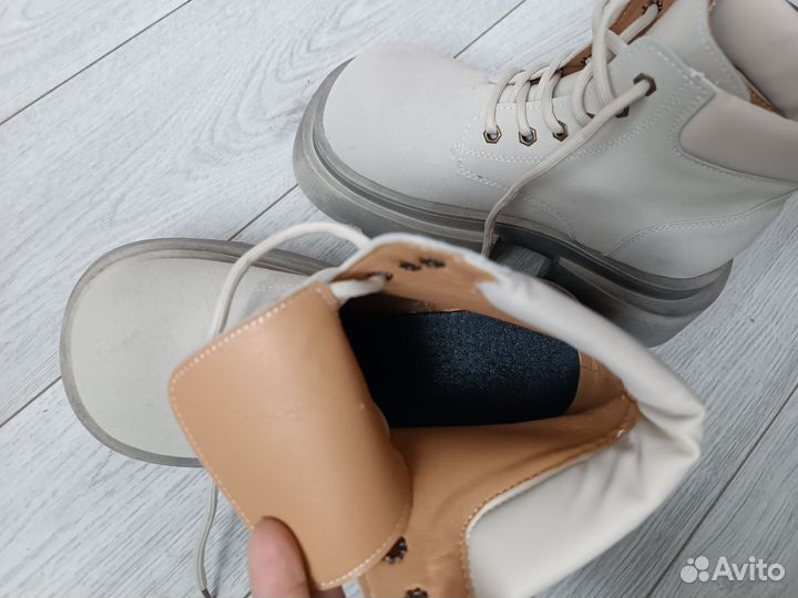 Ботинки женские