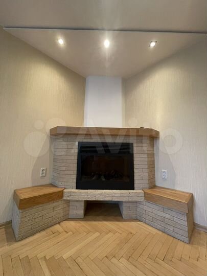 2-к. квартира, 77,4 м², 1/8 эт.