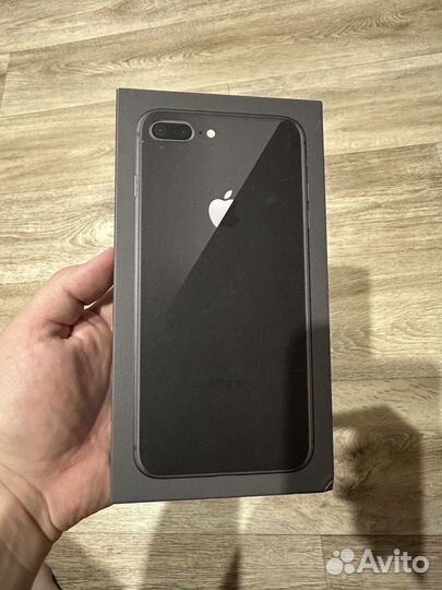iPhone 8 Plus, 256 ГБ
