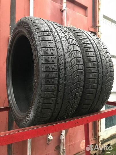 Nokian Tyres WR A4 235/45 R17