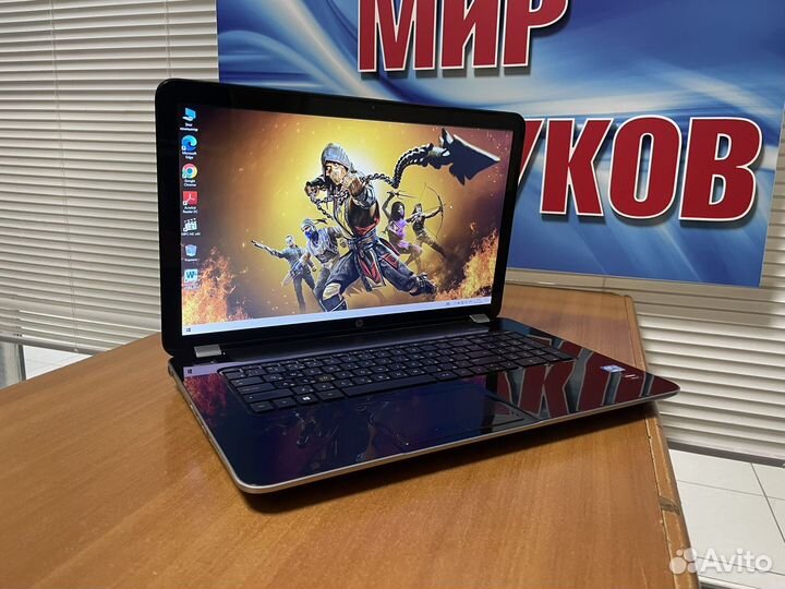 Ноутбук HP 17 дюймов / ssd / 4 ядра