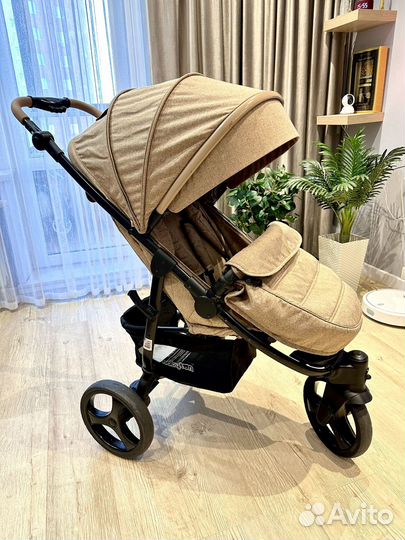 Коляска прогулочная Babyton Trio