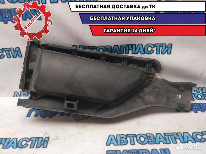 Корпус салонного фильтра правый BMW 530I E60 64316