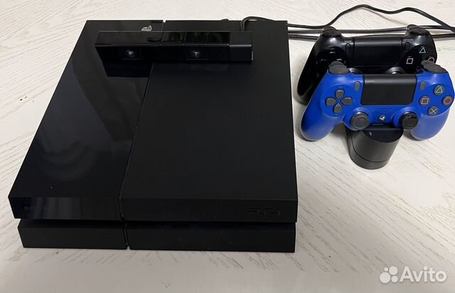 Sony PlayStation 4
