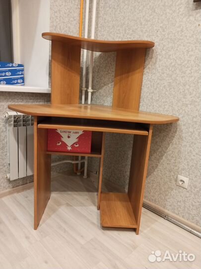 Компьютерный стол б/у