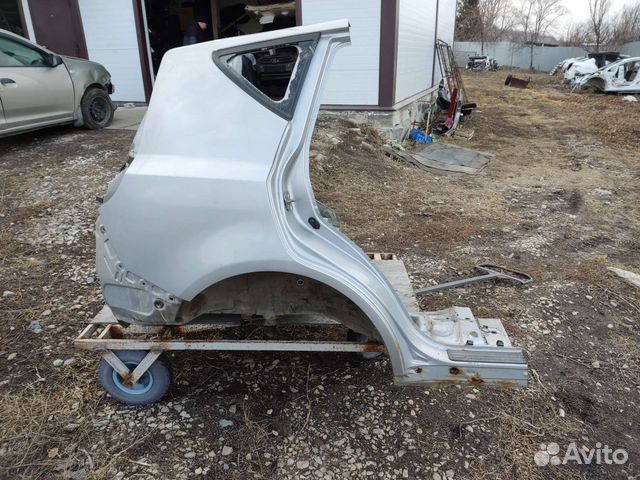 Geely Emgrand x7 крыло заднее правое
