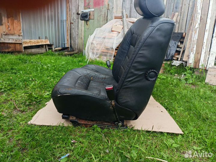 Продам сиденья