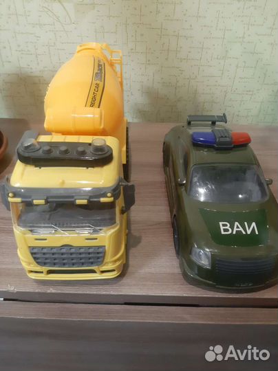 Детские машинки игрушки бу можно по одельности