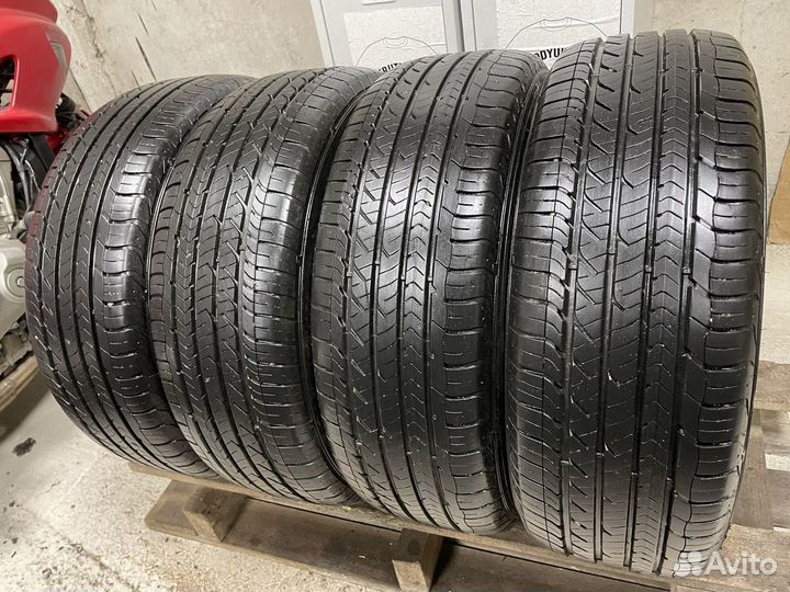 Goodyear Eagle Sport 215/60 R17 100V