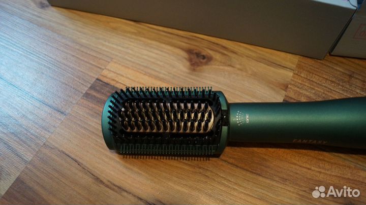 Фен-расческа Fantasy dewal beauty HB4000