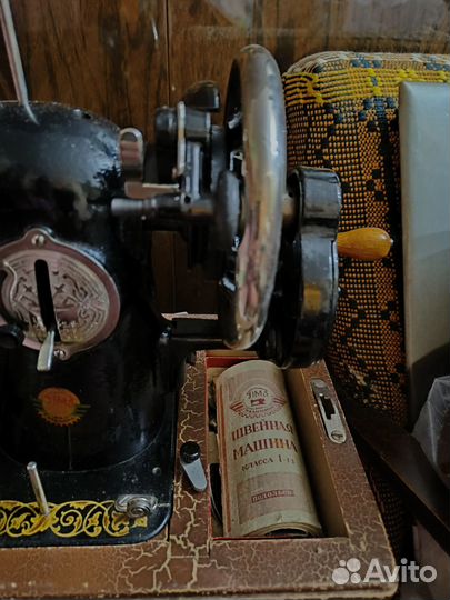 2 швейные машины