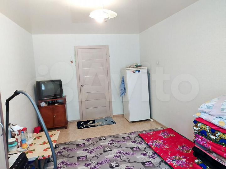 Комната 15 м² в 3-к., 1/5 эт.