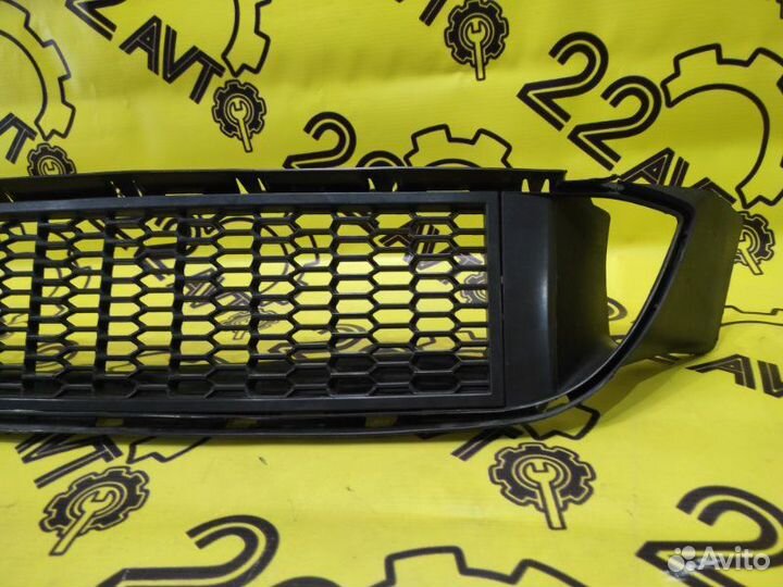 Решетка в бампер передняя Bmw 5-Series F10
